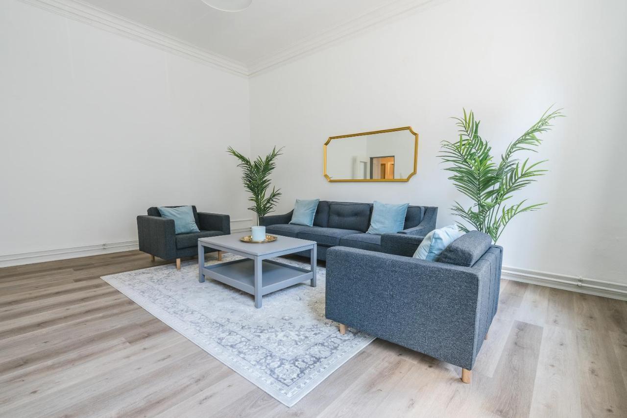 Zentral Gelegenes Premium-Apartment Mit Viel Tageslicht Amburgo Esterno foto