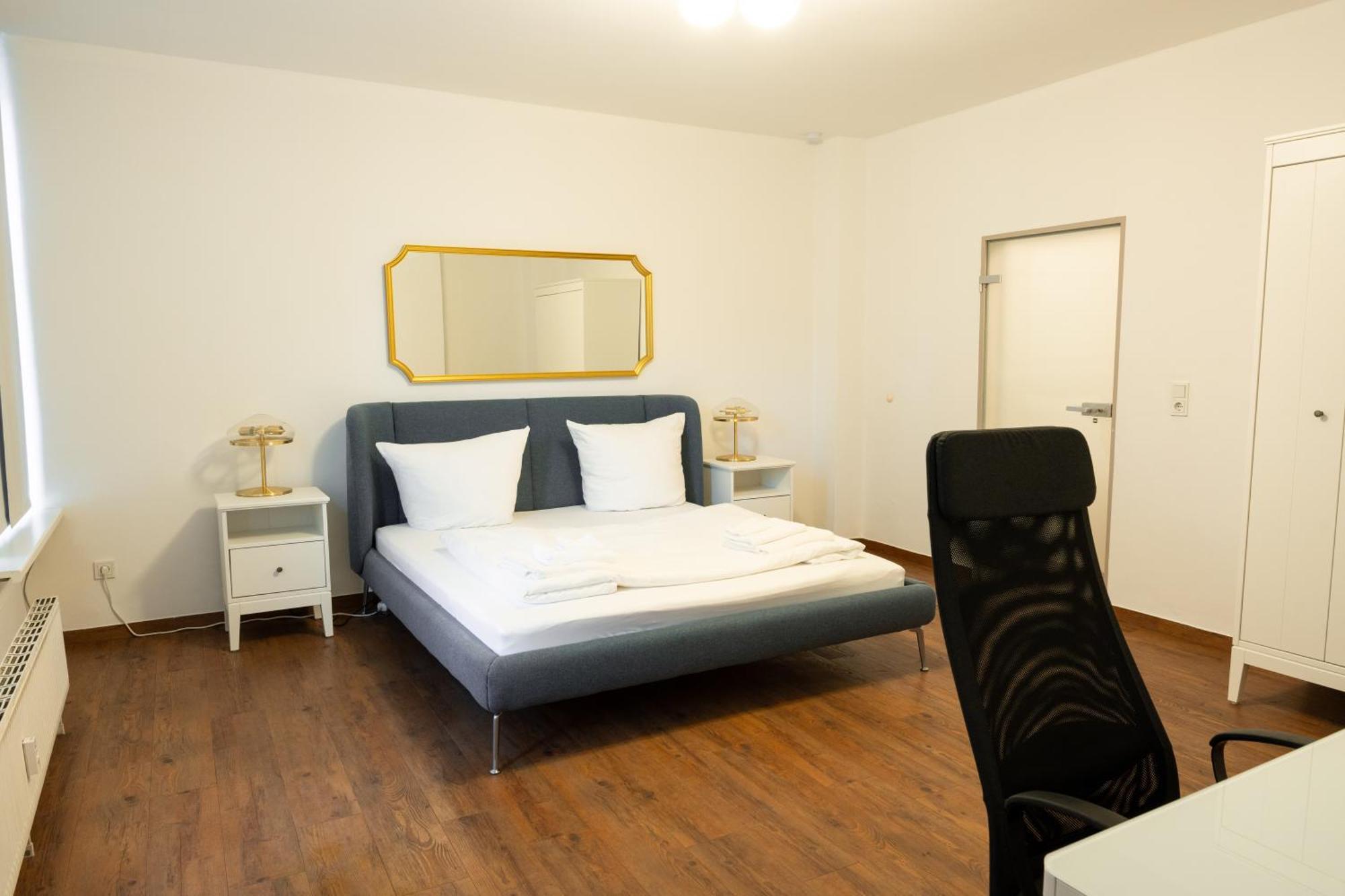 Zentral Gelegenes Premium-Apartment Mit Viel Tageslicht Amburgo Esterno foto