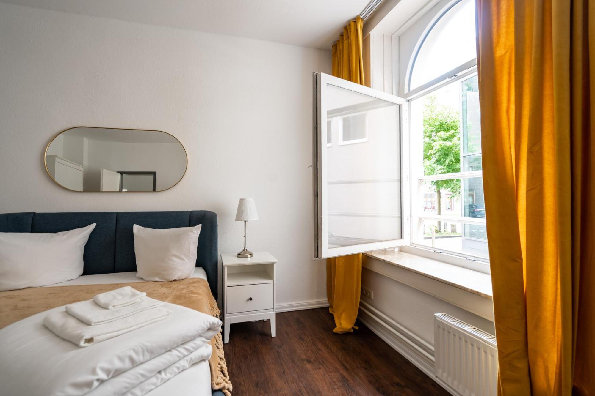 Zentral Gelegenes Premium-Apartment Mit Viel Tageslicht Amburgo Esterno foto